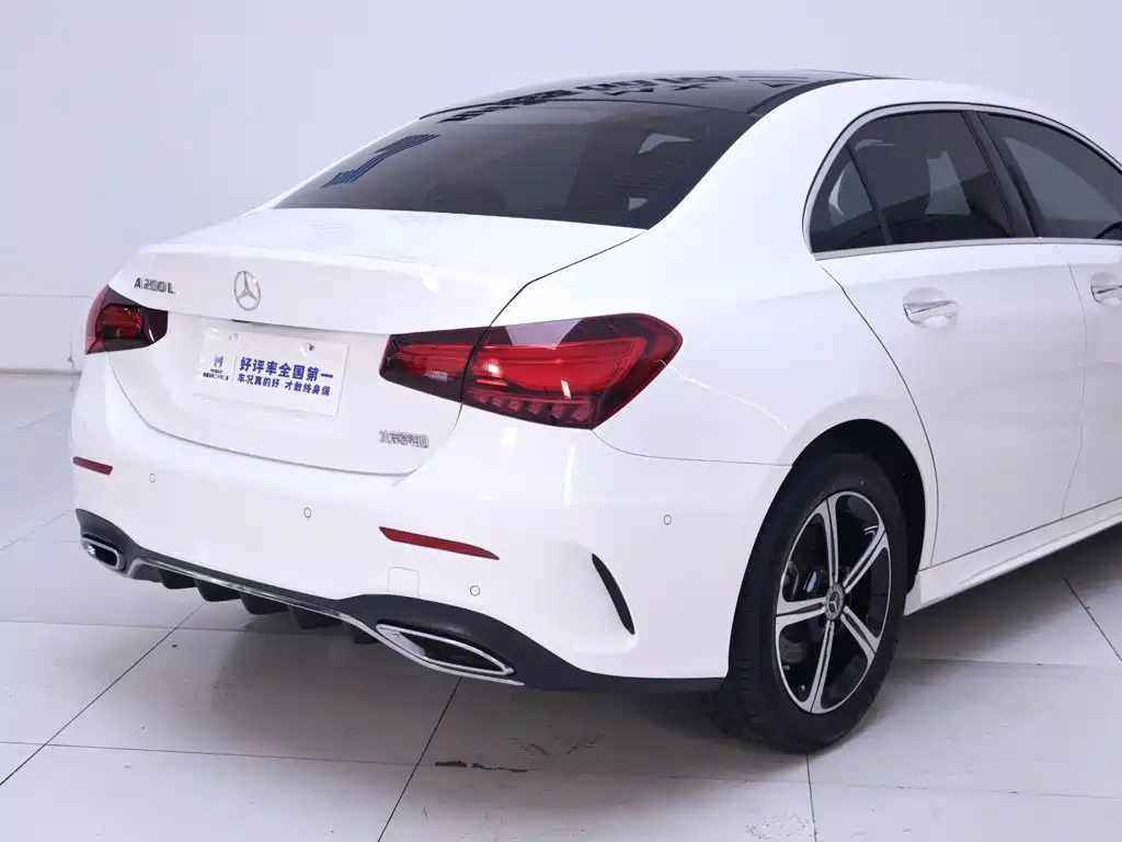 Mercedes-Benz A-Class 2023 — фото 8