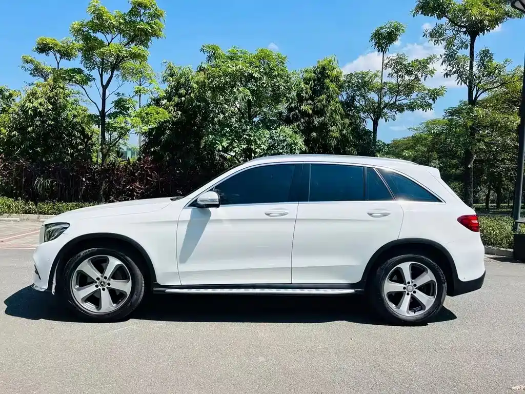 Mercedes-Benz GLC 2017 — фото 4