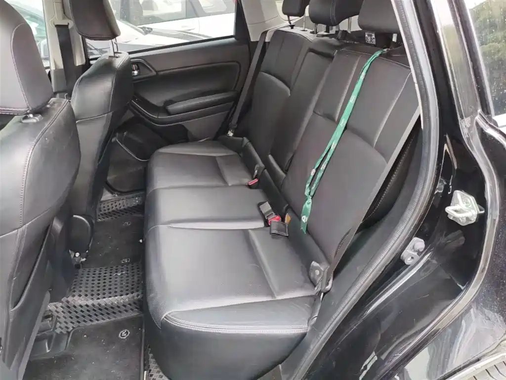 Subaru Forester 2016 — фото 17