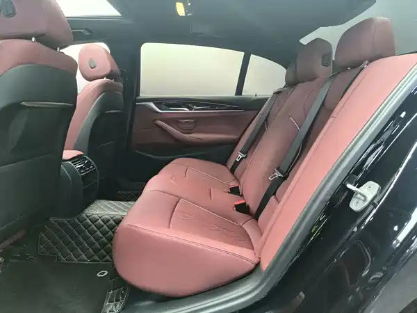 BMW 5 Series 2024