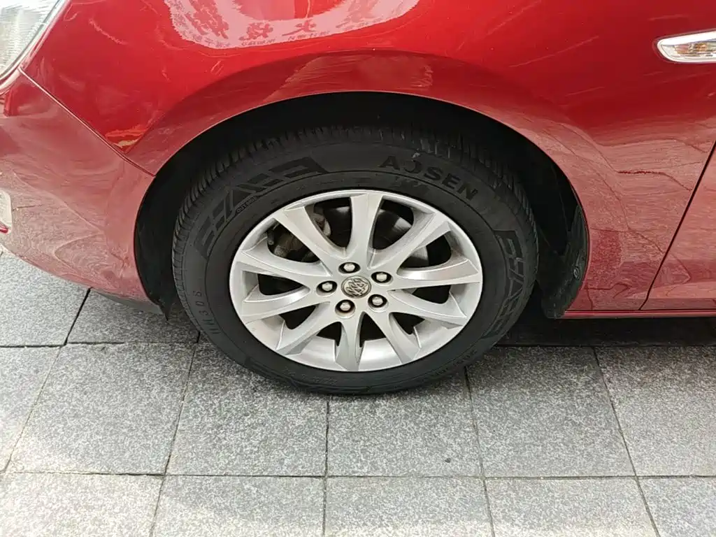 Buick Excelle GT 2015 — фото 23