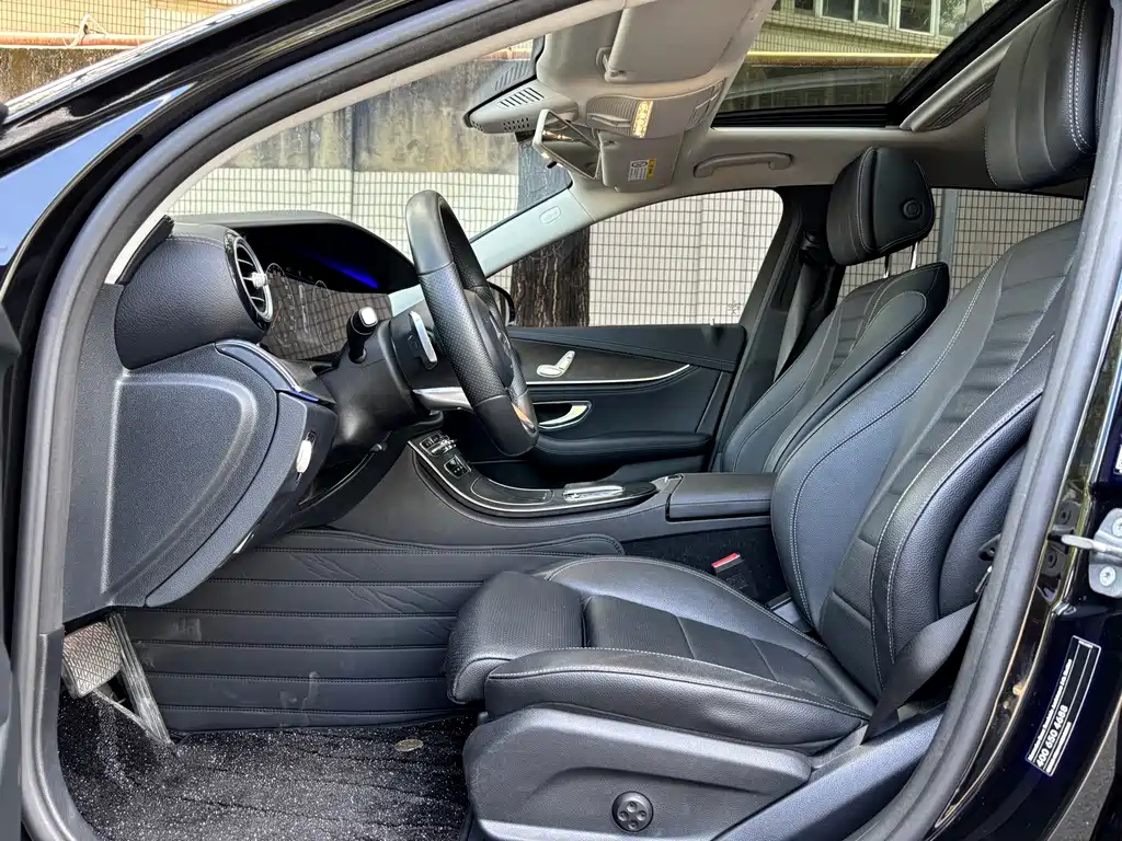 Mercedes-Benz E-Class 2019 — фото 10