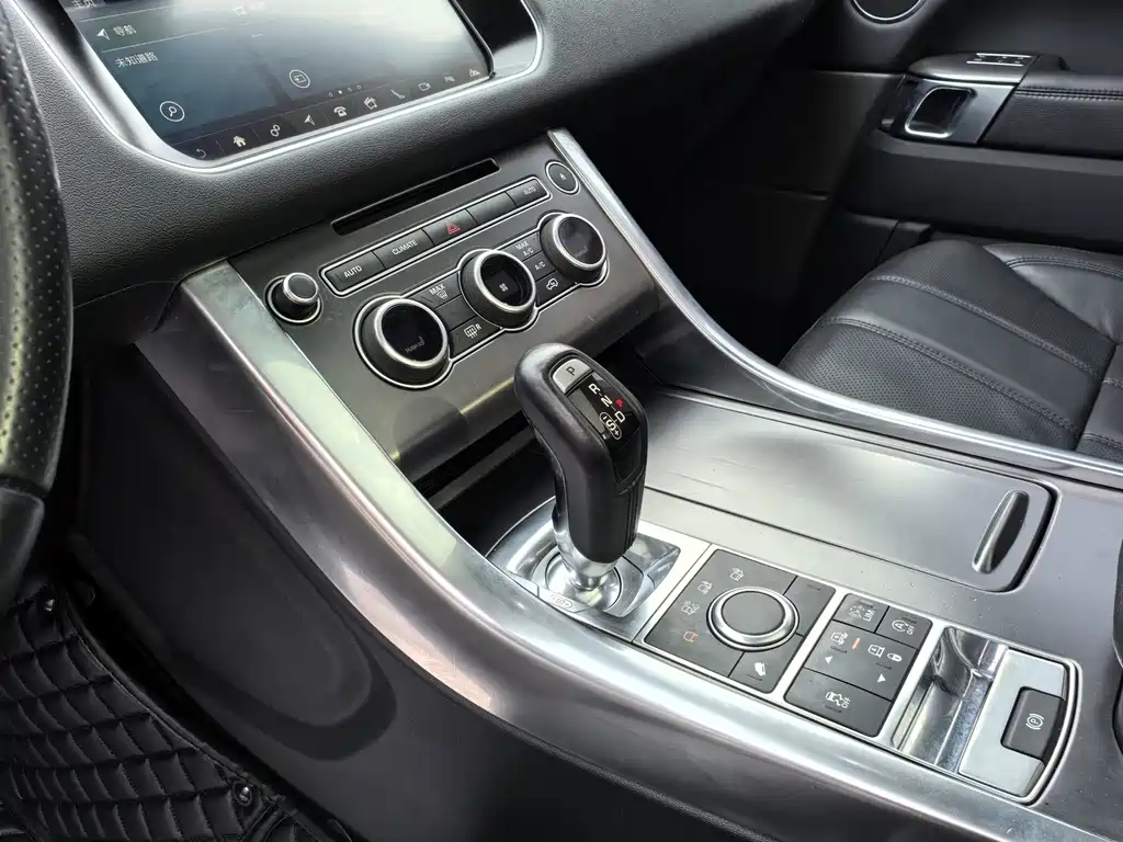 Land Rover Range Rover Sport 2017 — фото 13