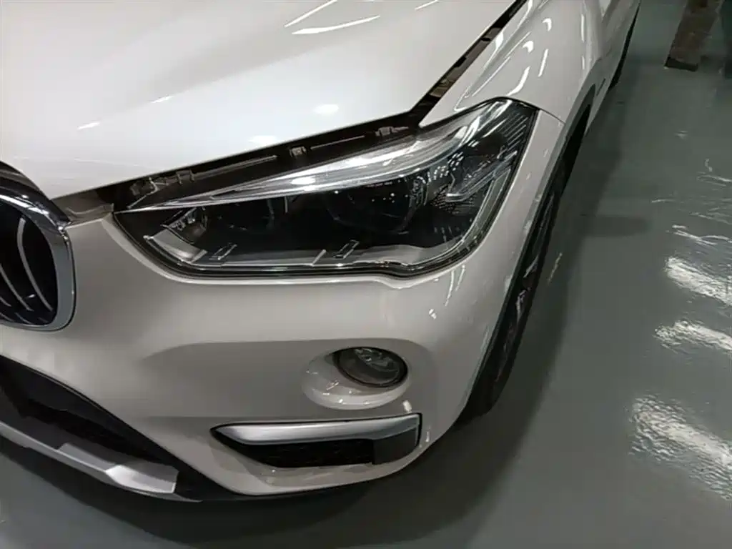 BMW X1 2018 — фото 24