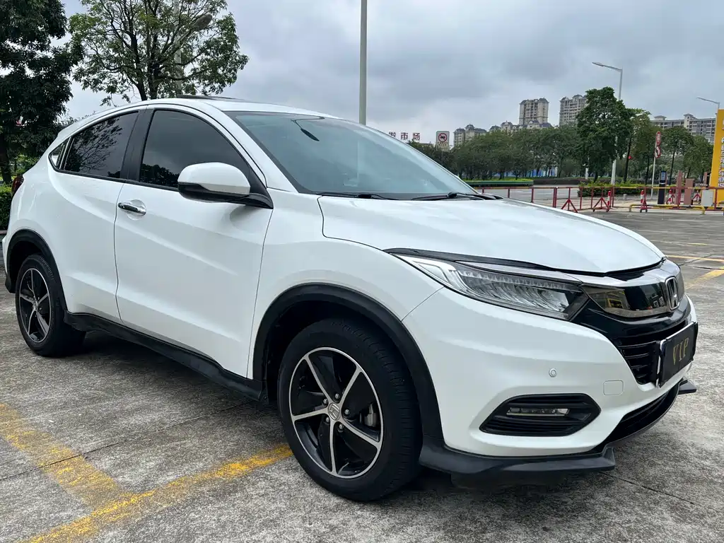 Honda Vezel 2021 — фото 3