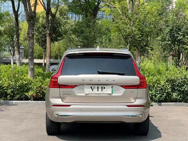 Volvo XC60 Plug-In Hybrid 2025