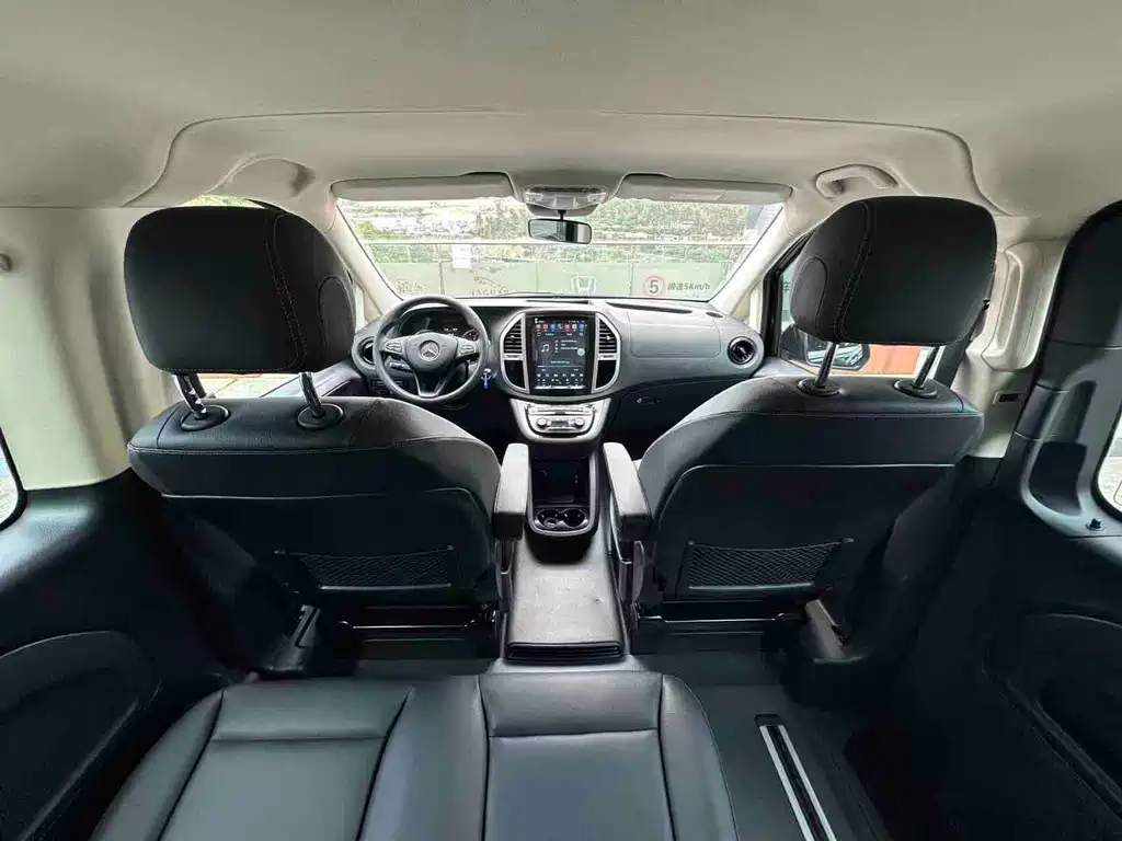 Mercedes-Benz Vito 2023 — фото 17