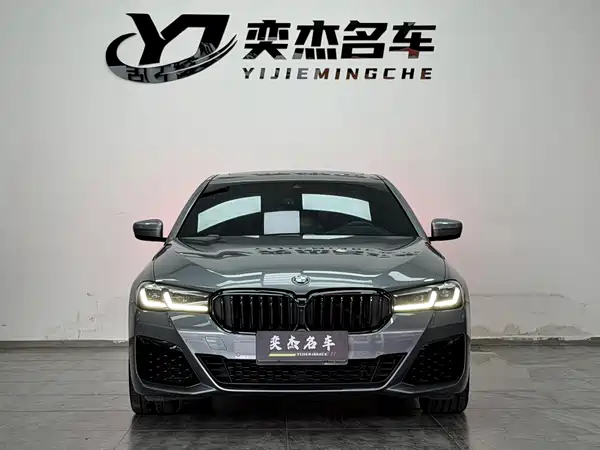 BMW 5 Series 2021
