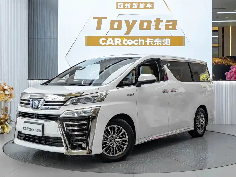 Toyota Vellfire 2021 — фото 1