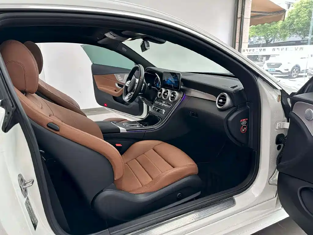 Mercedes-Benz C-Class 2020