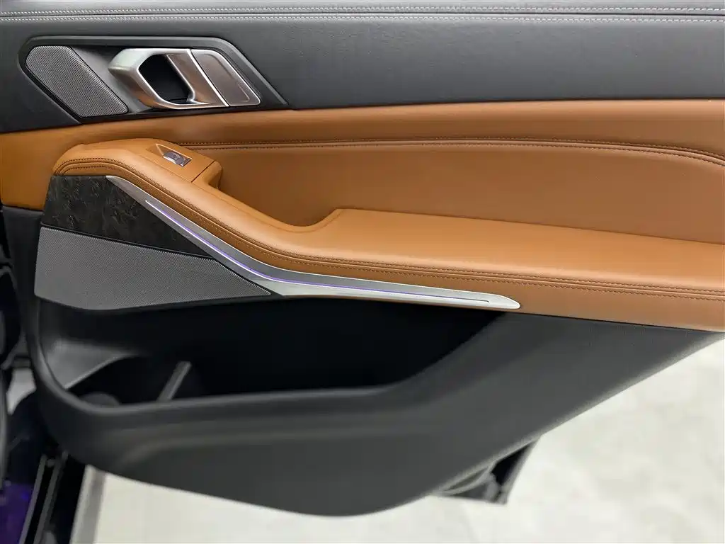 BMW X7 2023 — фото 27