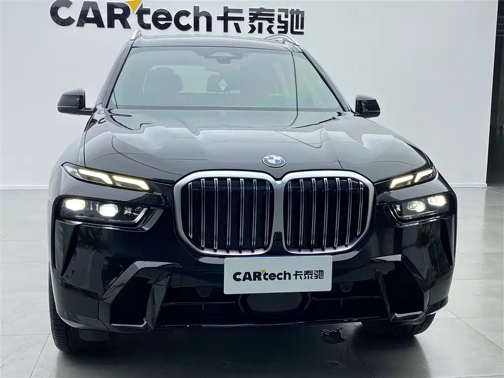 BMW X7 2023 — фото 39