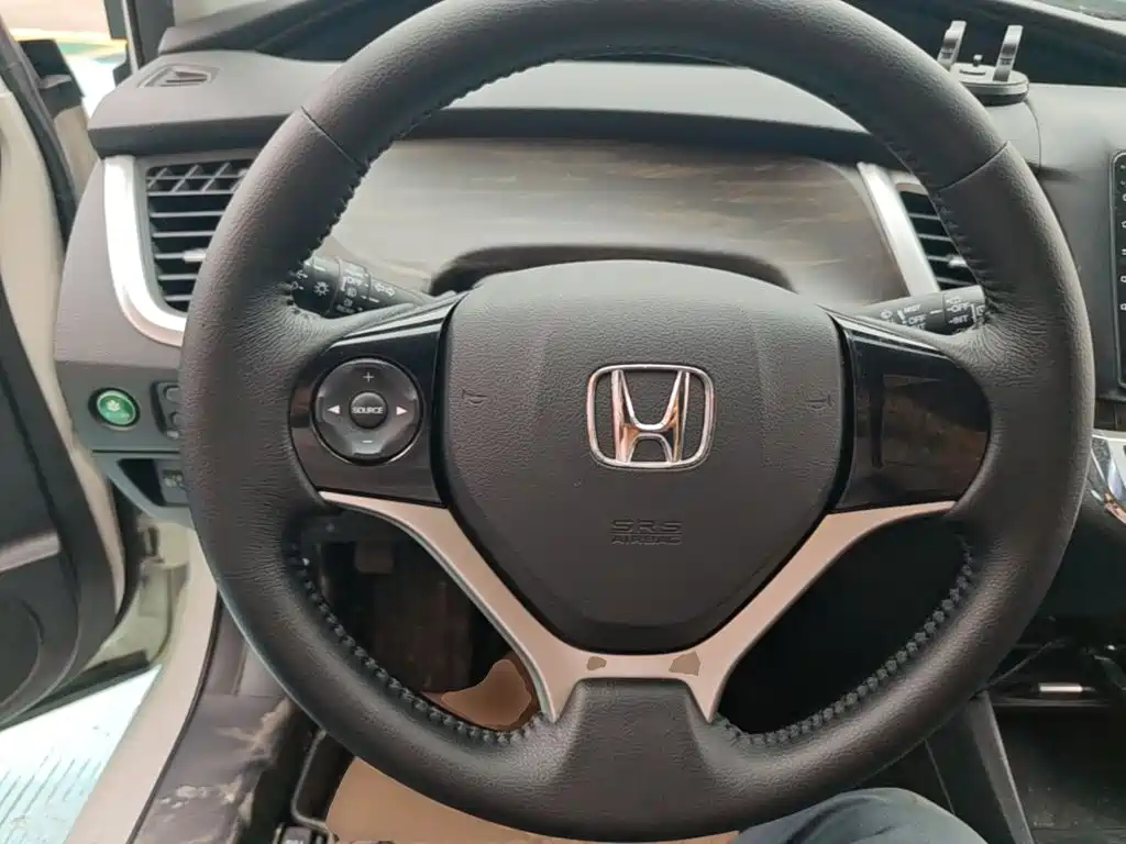 Honda Jade 2018 — фото 11