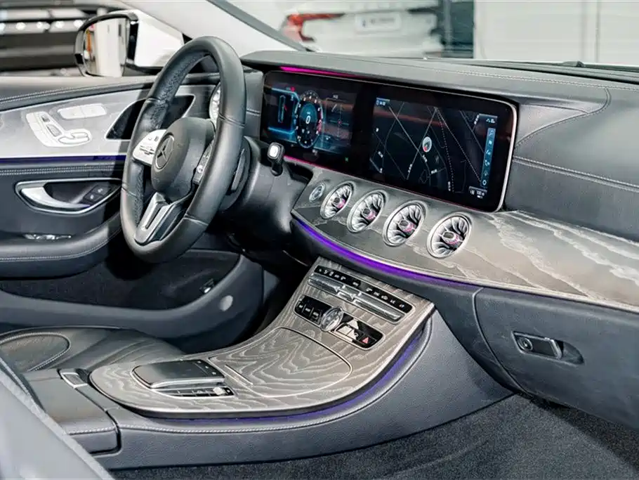Mercedes-Benz CLS 2019 — фото 19