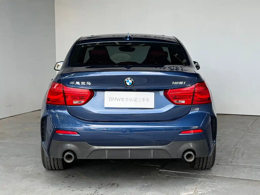BMW 1 Series 2022 — фото 4