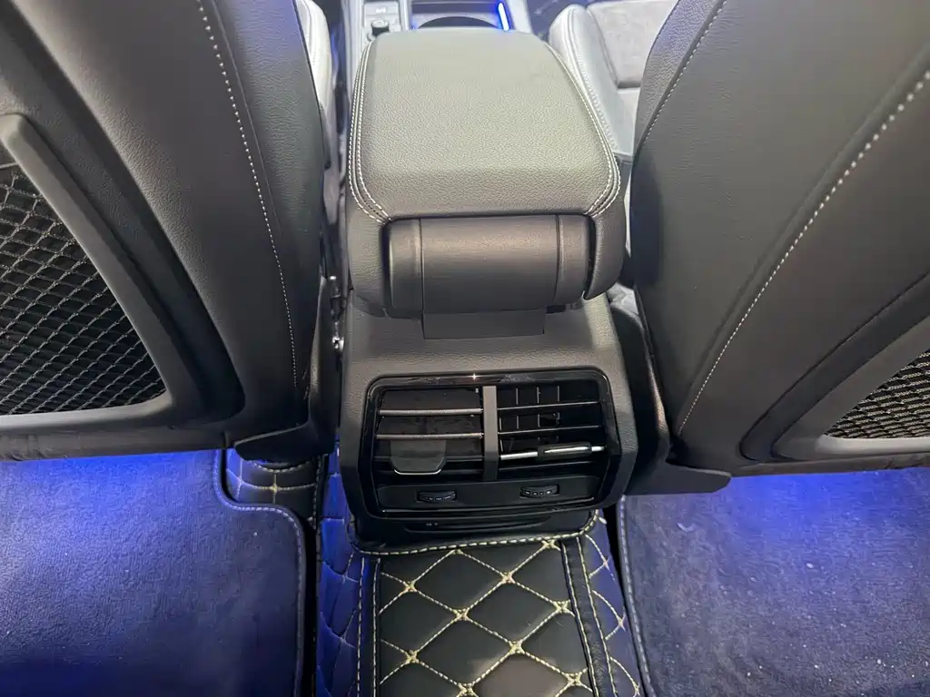 Audi Q3 2023 — фото 15