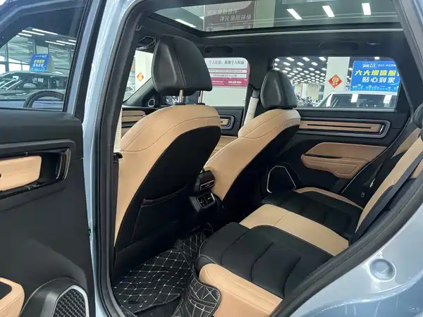 Geely ICON 2023