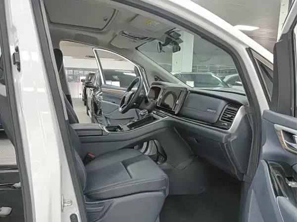GAC Trumpchi M8 2023