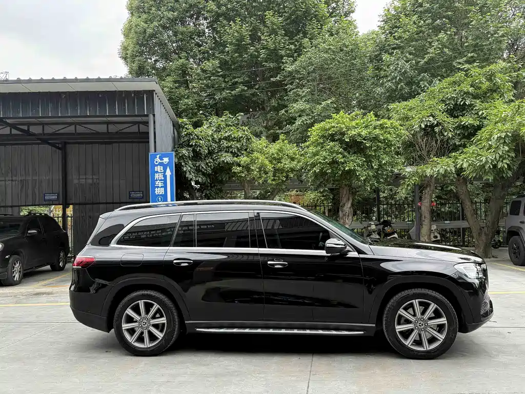 Mercedes-Benz GLS 2020