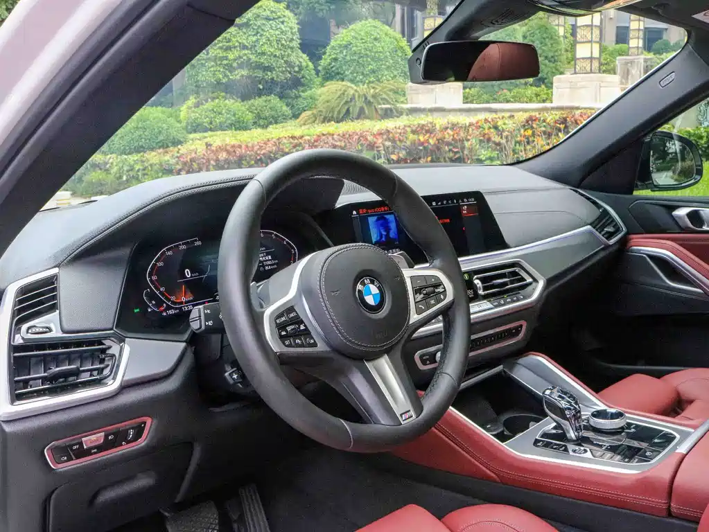 BMW X6 2022 — фото 11