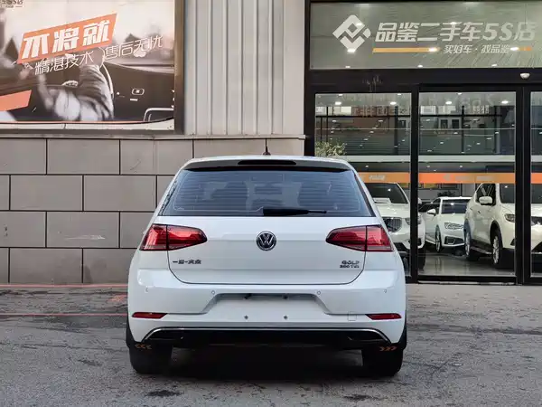 Volkswagen Golf 2020