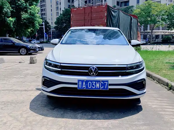 Volkswagen Bora 2024