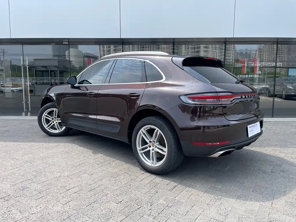 Porsche Macan 2021 — фото 9