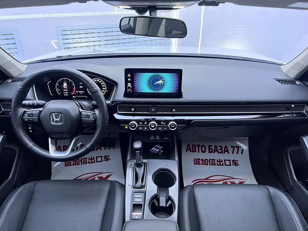 Honda Civic 2023 — фото 15