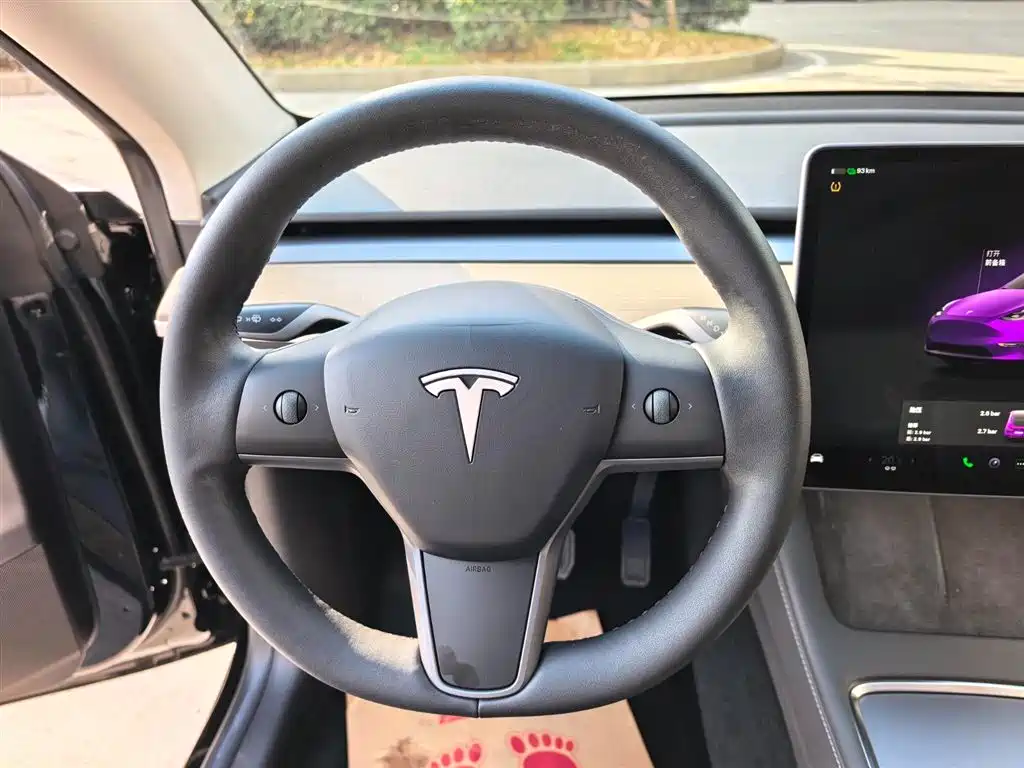 Tesla Model Y 2022 — фото 11