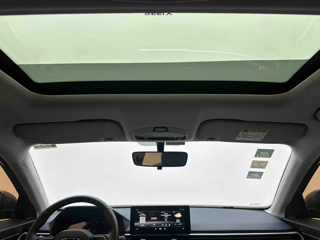 Geely Emgrand 2022 — фото 12