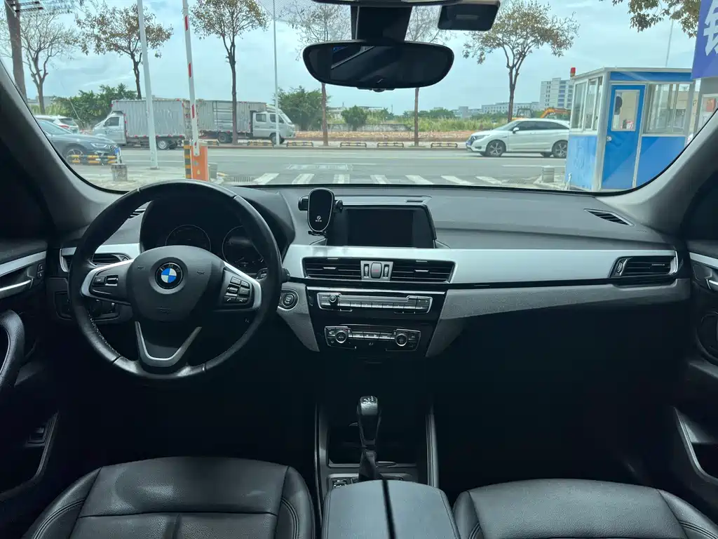 BMW X1 2019 — фото 11