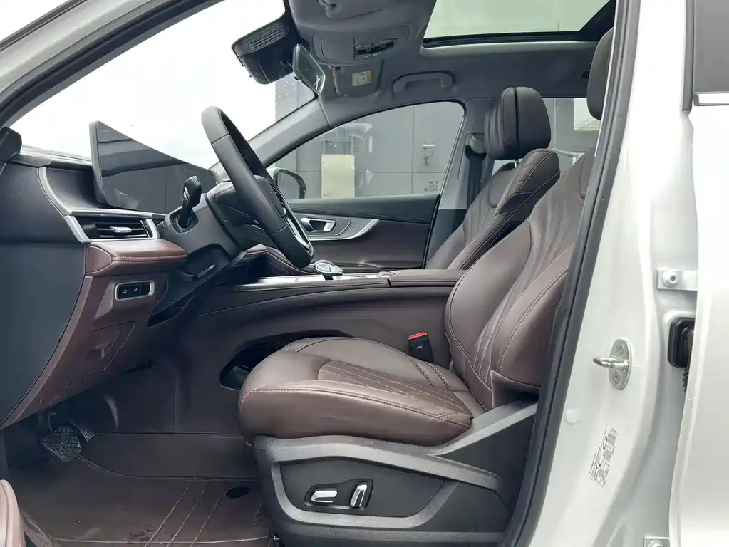 Chery Tiggo 8 PRO 2023 — фото 16