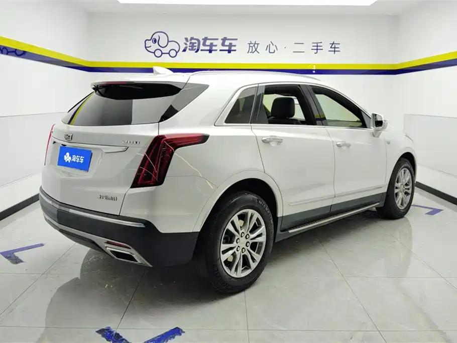 Cadillac XT5 2022 — фото 3