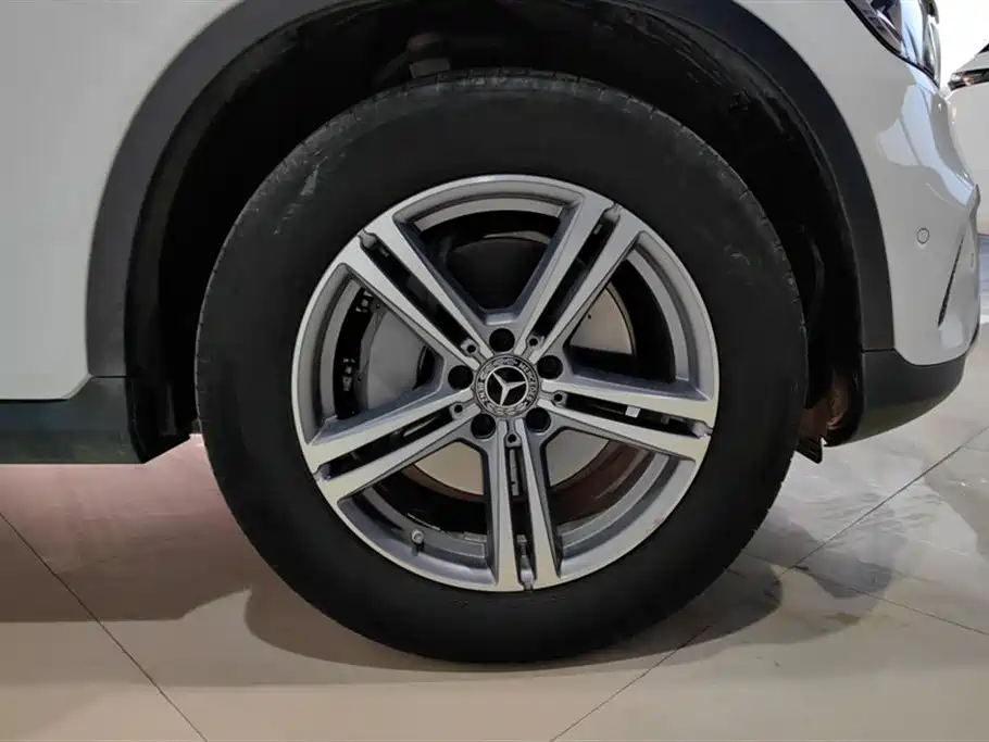Mercedes-Benz GLC 2021