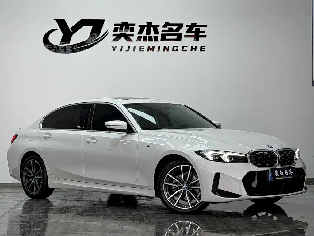BMW 3 Series 2025