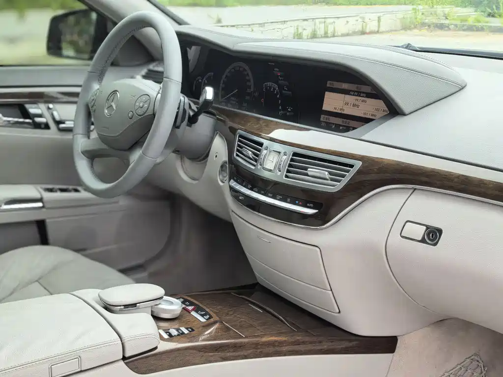 Mercedes-Benz S-Class 2012 — фото 17