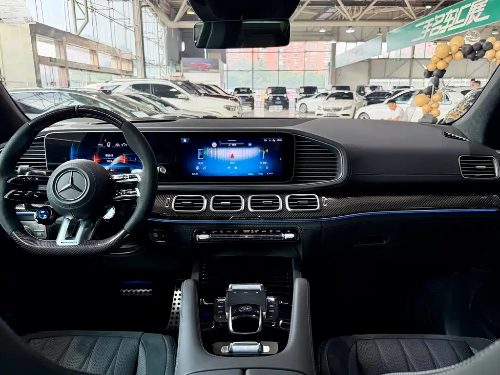 Mercedes-Benz GLS AMG 2026 — фото 21