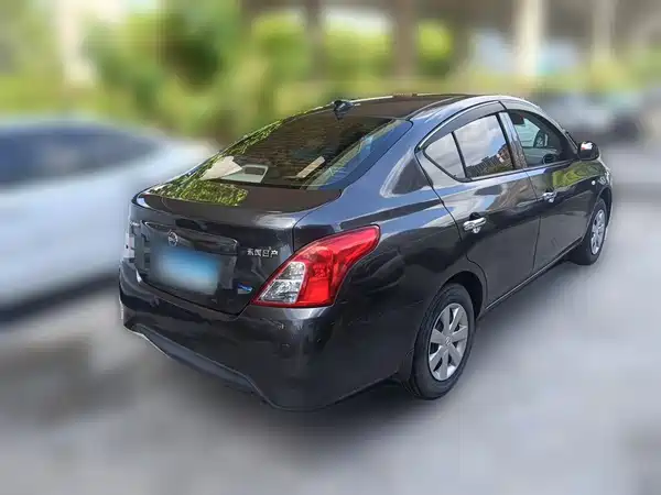 Nissan Sunny 2017