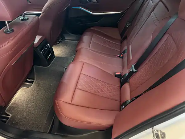 BMW i3 2024
