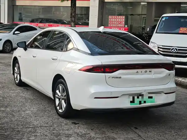 Aion S 2023