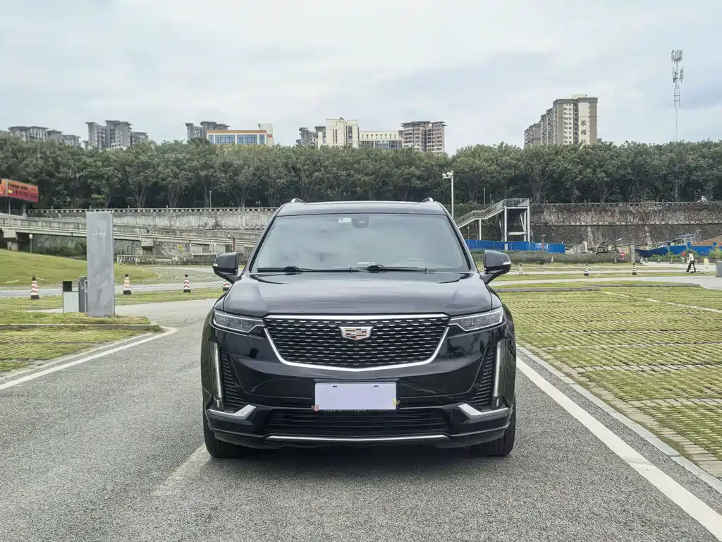Cadillac XT6 2022 — фото 2