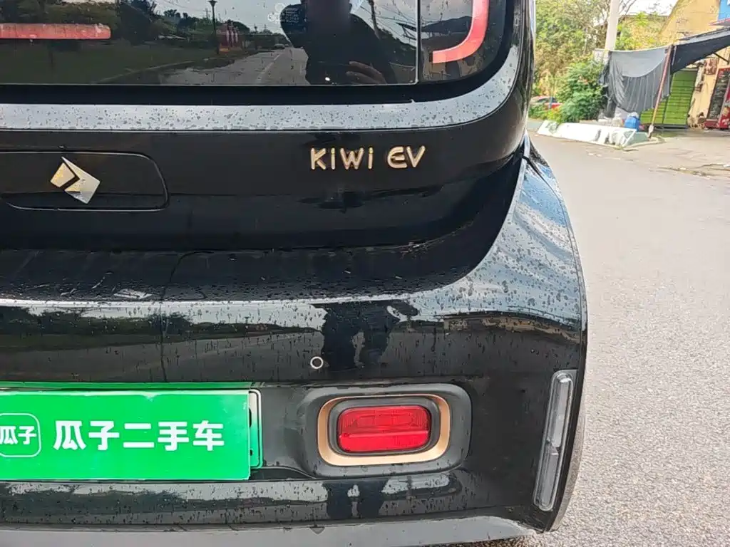 Baojun Kiwi EV 2022 — фото 8