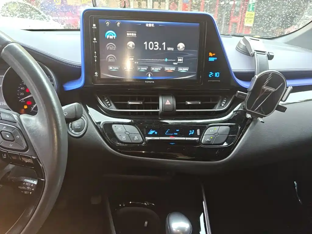Toyota IZOA 2019 — фото 13