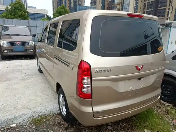 Wuling Hongguang V 2022