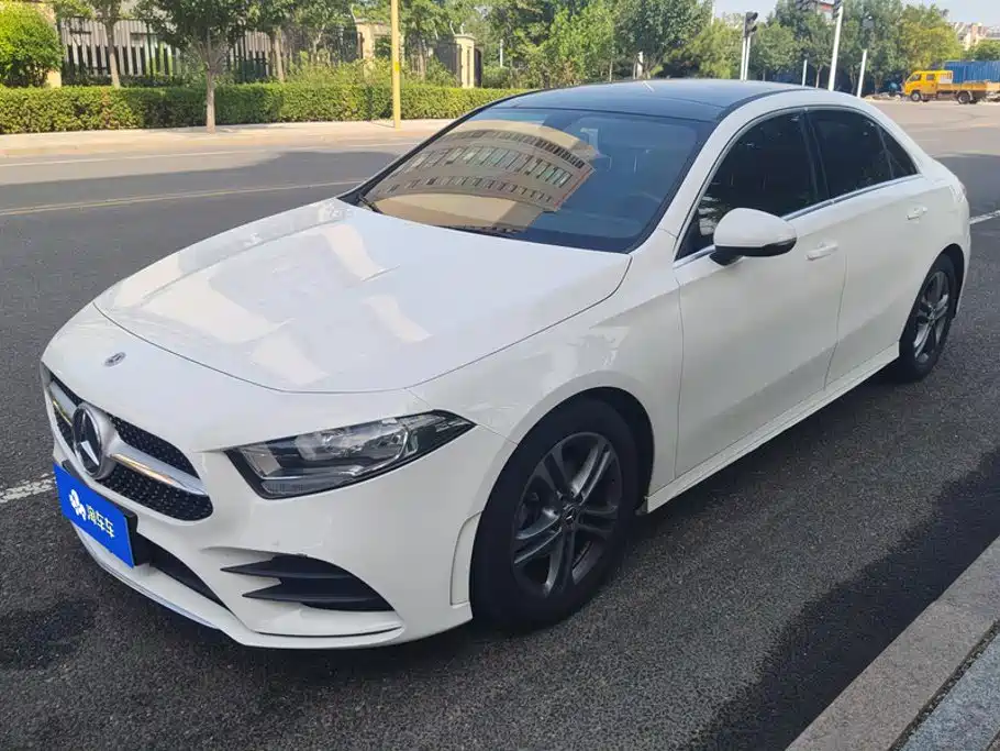 Mercedes-Benz A-Class 2023 — фото 1