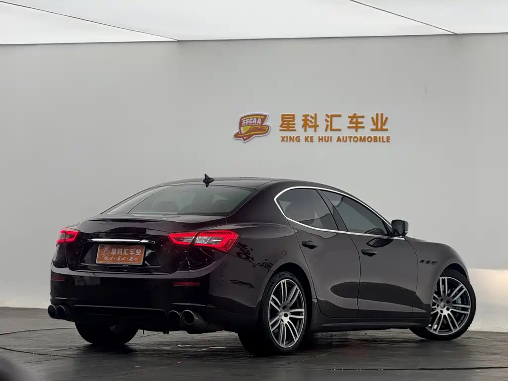 Maserati Ghibli 2015 — фото 10
