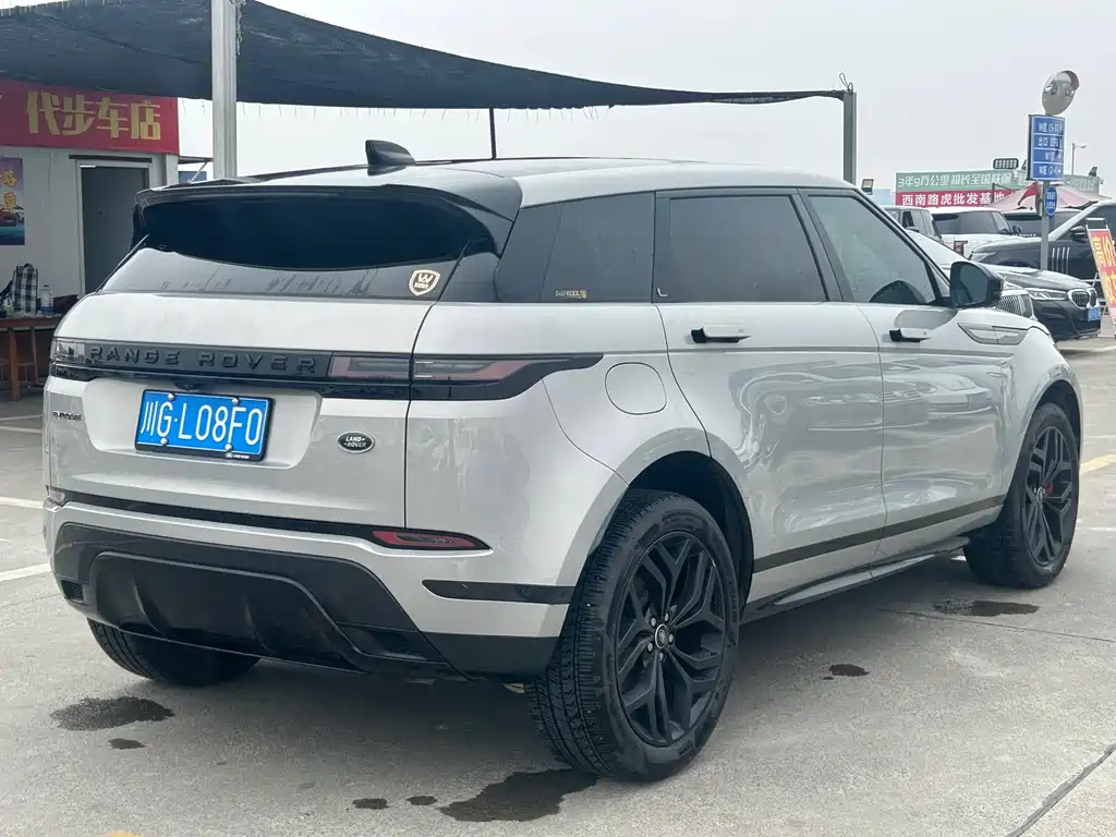Land Rover Evoque 2024 — фото 4
