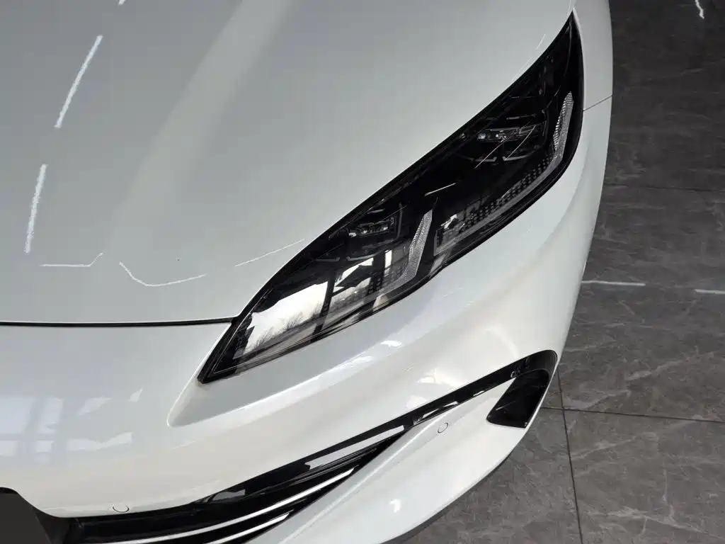 BYD Seal 06 2025 — фото 20
