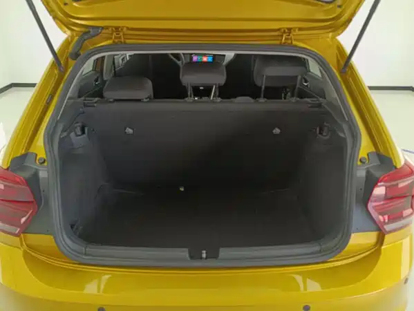Volkswagen Polo 2021