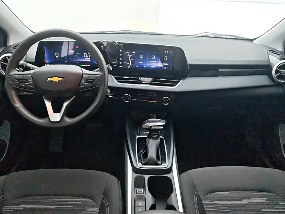 Chevrolet Monza 2022 — фото 12